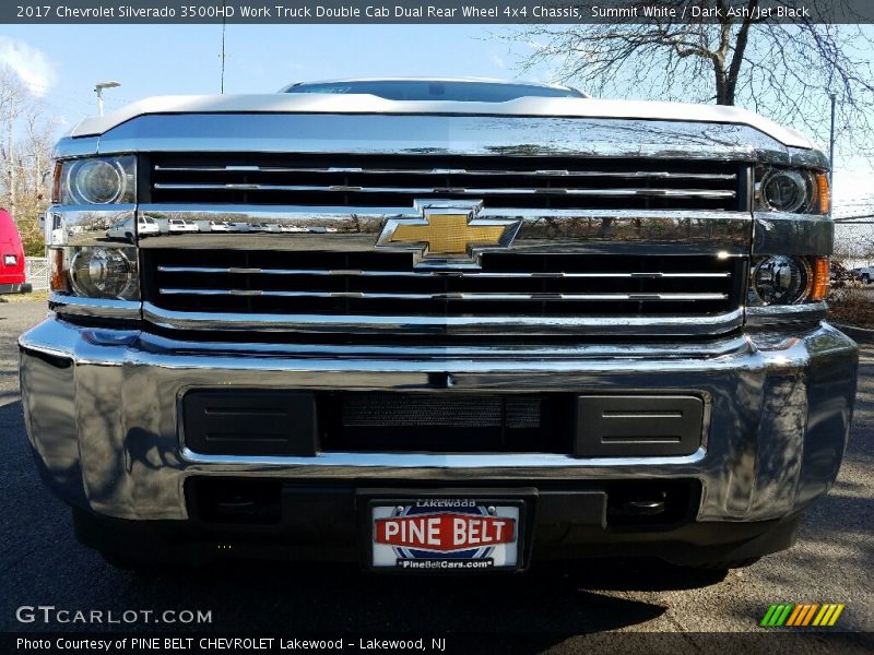 Summit White / Dark Ash/Jet Black 2017 Chevrolet Silverado 3500HD Work Truck Double Cab Dual Rear Wheel 4x4 Chassis