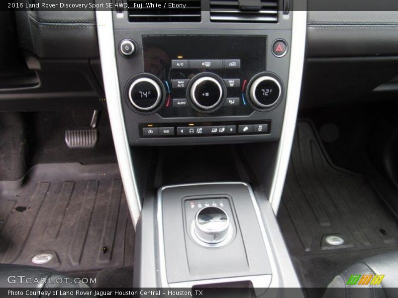 Fuji White / Ebony 2016 Land Rover Discovery Sport SE 4WD