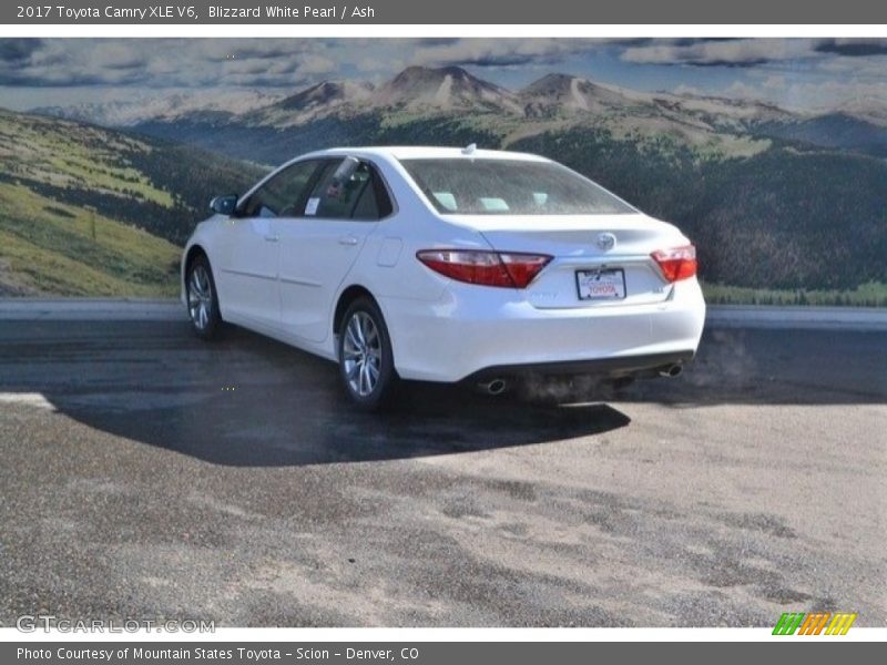 Blizzard White Pearl / Ash 2017 Toyota Camry XLE V6