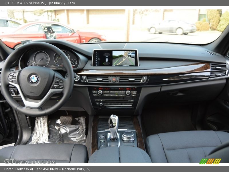 Jet Black / Black 2017 BMW X5 xDrive35i
