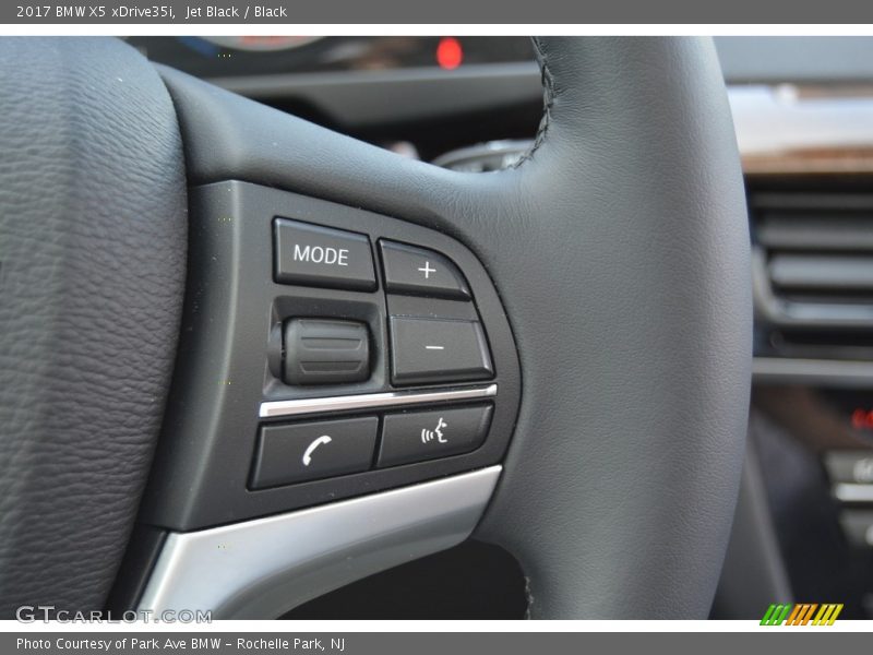 Controls of 2017 X5 xDrive35i