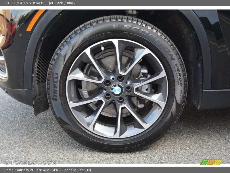 Jet Black / Black 2017 BMW X5 xDrive35i