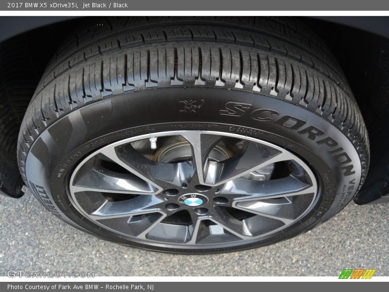 Jet Black / Black 2017 BMW X5 xDrive35i