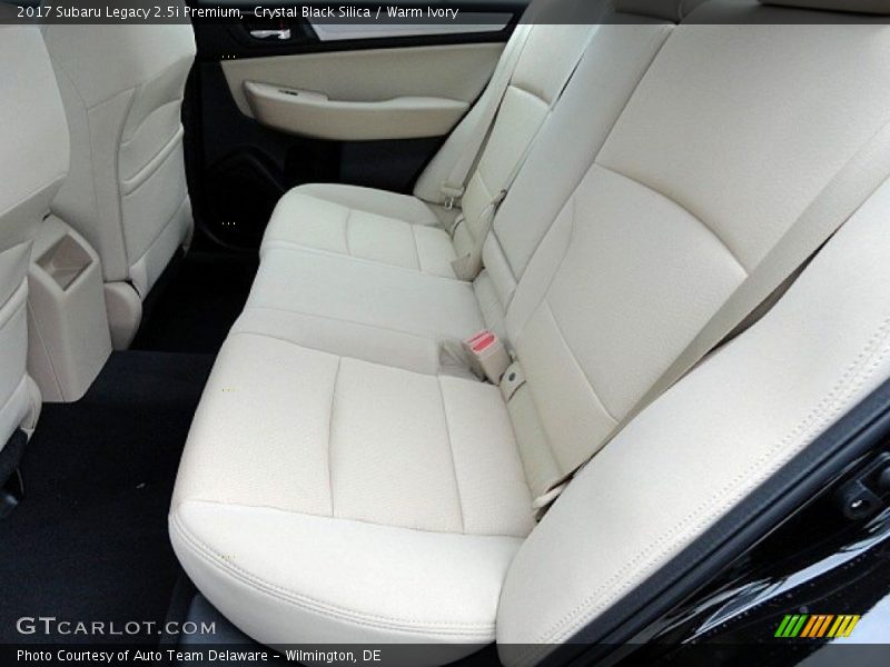 Crystal Black Silica / Warm Ivory 2017 Subaru Legacy 2.5i Premium