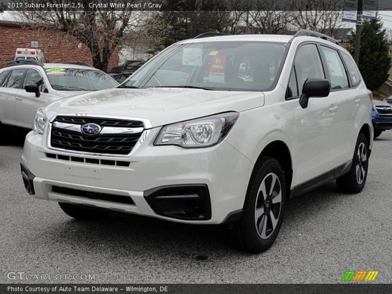 Crystal White Pearl / Gray 2017 Subaru Forester 2.5i