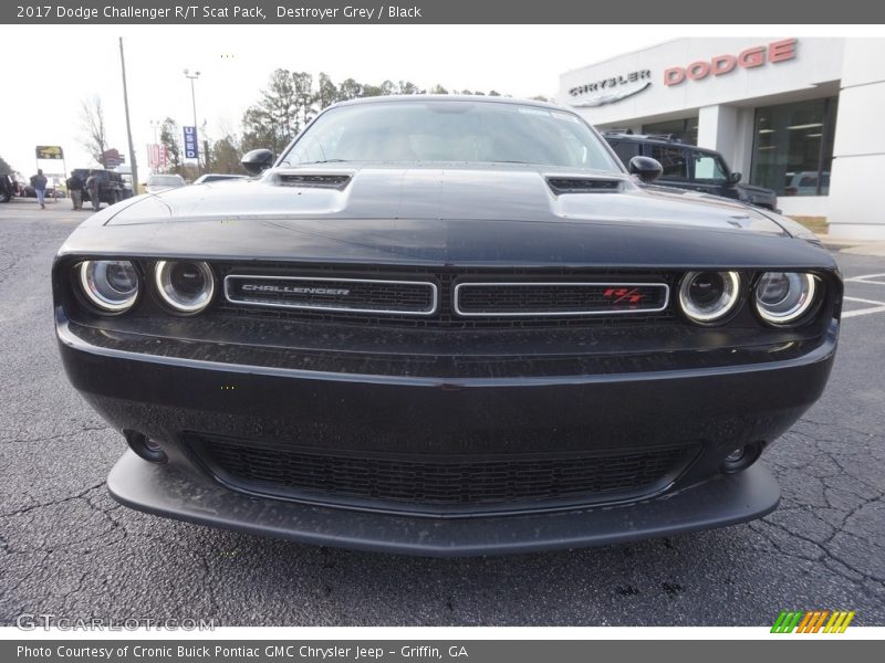 Destroyer Grey / Black 2017 Dodge Challenger R/T Scat Pack
