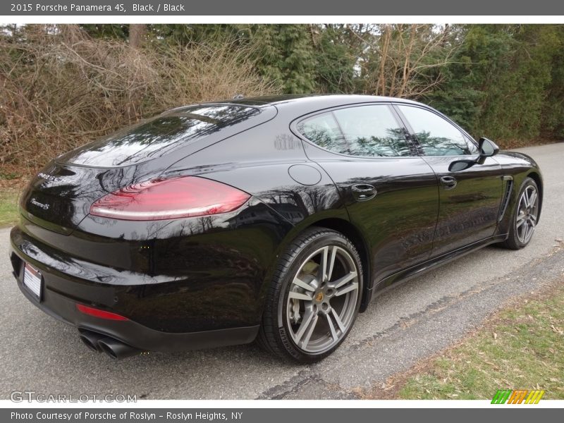 Black / Black 2015 Porsche Panamera 4S