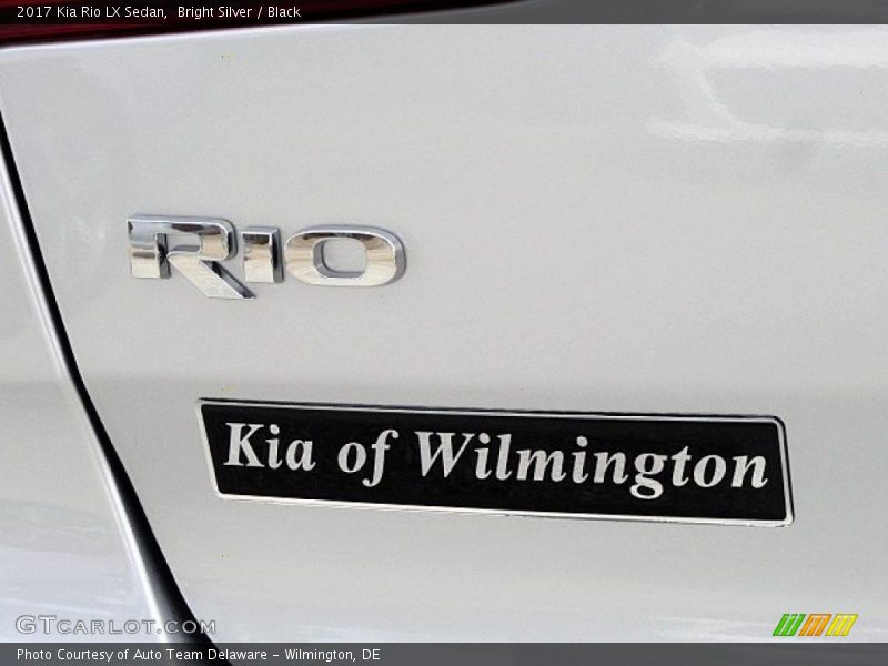 Bright Silver / Black 2017 Kia Rio LX Sedan