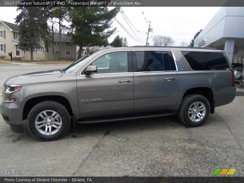 Pepperdust Metallic / Jet Black/Dark Ash 2017 Chevrolet Suburban LT 4WD