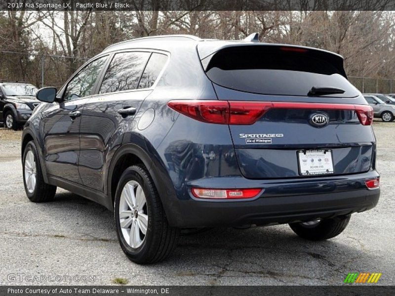 Pacific Blue / Black 2017 Kia Sportage LX