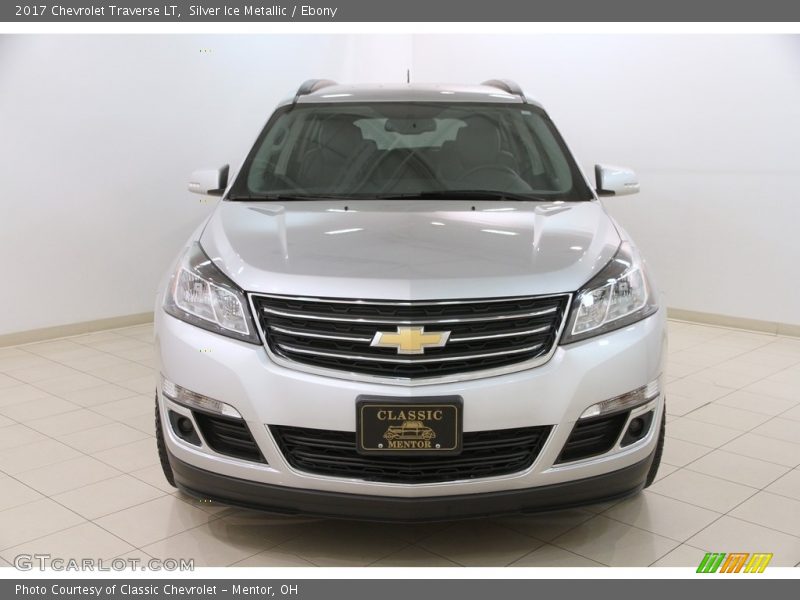 Silver Ice Metallic / Ebony 2017 Chevrolet Traverse LT