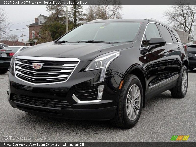 Stellar Black Metallic / Jet Black 2017 Cadillac XT5 Luxury