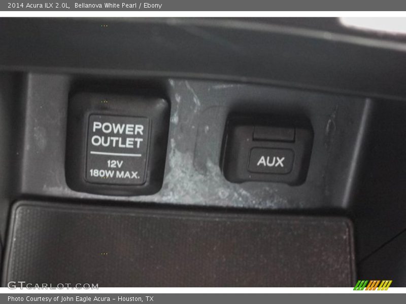 Bellanova White Pearl / Ebony 2014 Acura ILX 2.0L