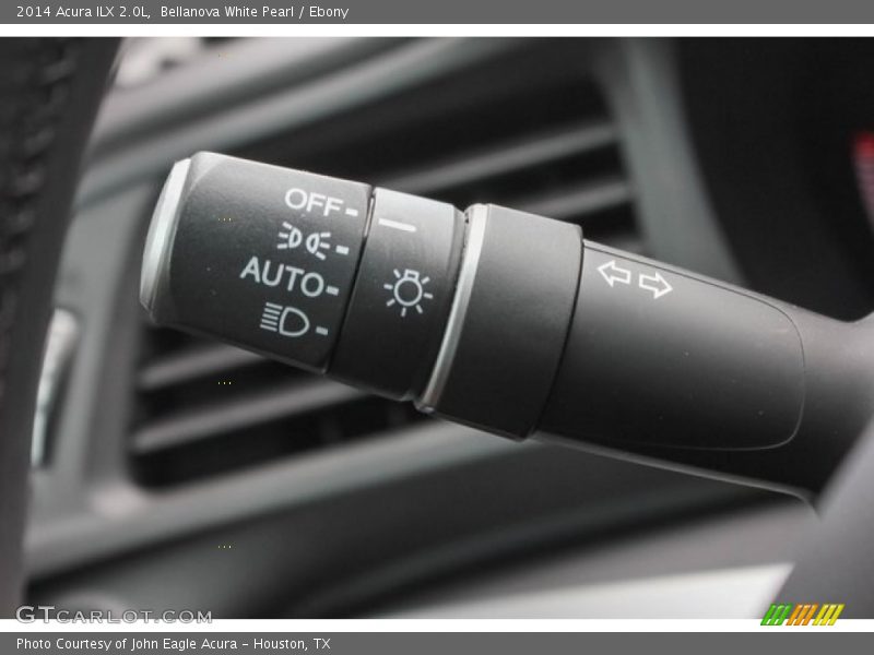 Bellanova White Pearl / Ebony 2014 Acura ILX 2.0L