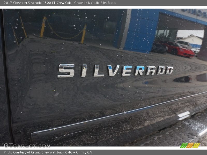 Graphite Metallic / Jet Black 2017 Chevrolet Silverado 1500 LT Crew Cab