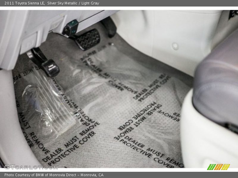 Silver Sky Metallic / Light Gray 2011 Toyota Sienna LE