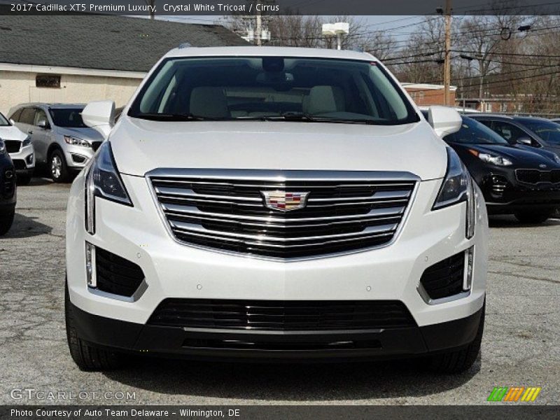 Crystal White Tricoat / Cirrus 2017 Cadillac XT5 Premium Luxury