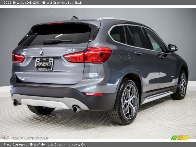 Mineral Grey Metallic / Black 2016 BMW X1 xDrive28i