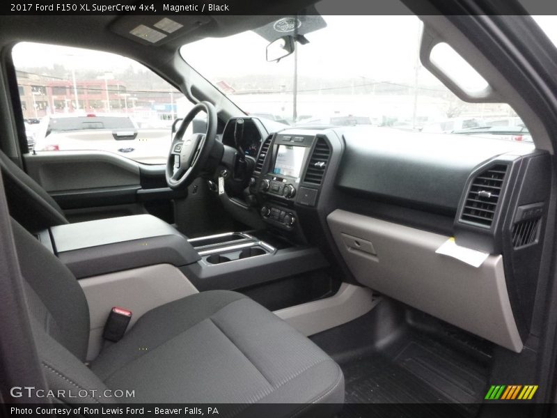 Magnetic / Black 2017 Ford F150 XL SuperCrew 4x4