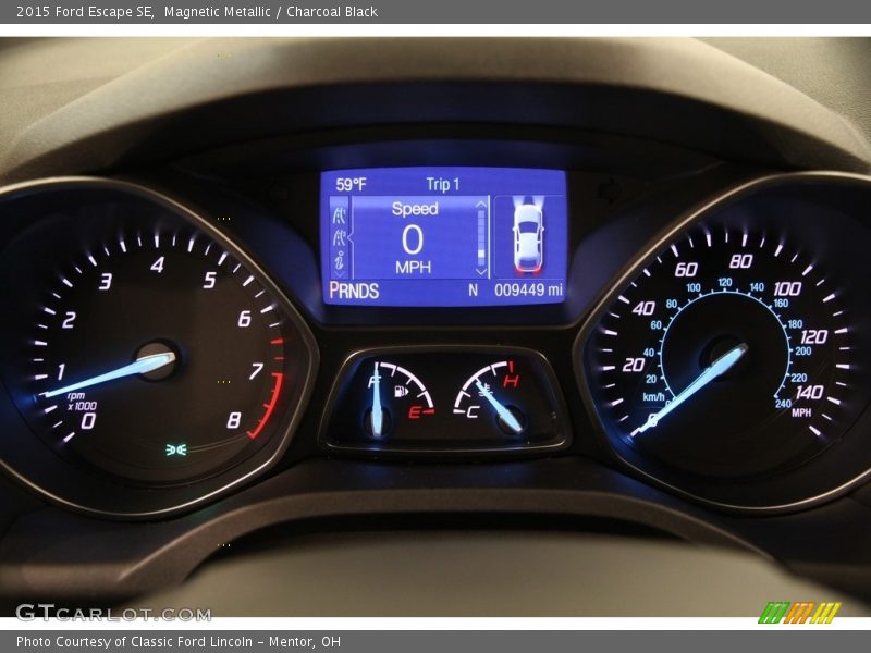 Magnetic Metallic / Charcoal Black 2015 Ford Escape SE