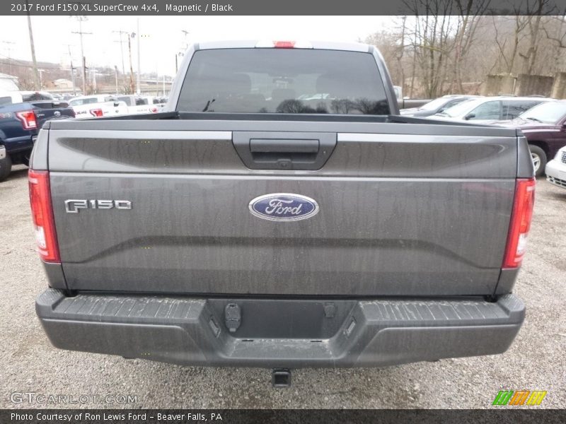 Magnetic / Black 2017 Ford F150 XL SuperCrew 4x4