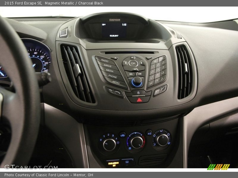Magnetic Metallic / Charcoal Black 2015 Ford Escape SE