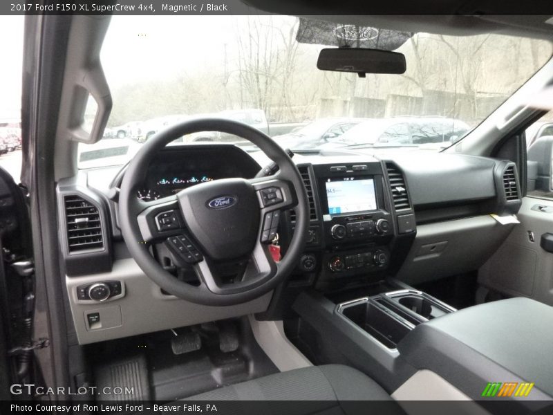 Magnetic / Black 2017 Ford F150 XL SuperCrew 4x4