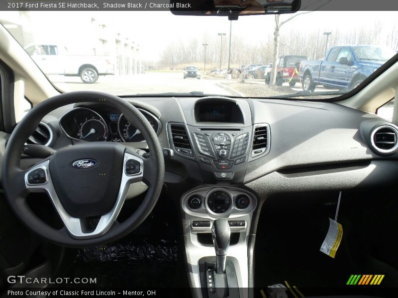 Shadow Black / Charcoal Black 2017 Ford Fiesta SE Hatchback