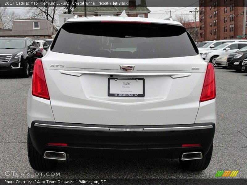 Crystal White Tricoat / Jet Black 2017 Cadillac XT5 Premium Luxury