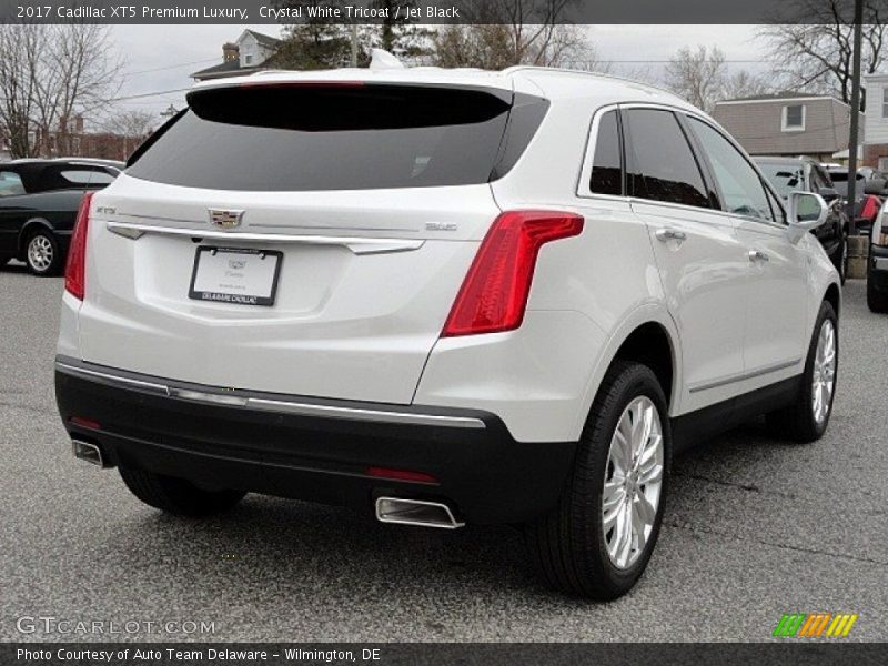 Crystal White Tricoat / Jet Black 2017 Cadillac XT5 Premium Luxury