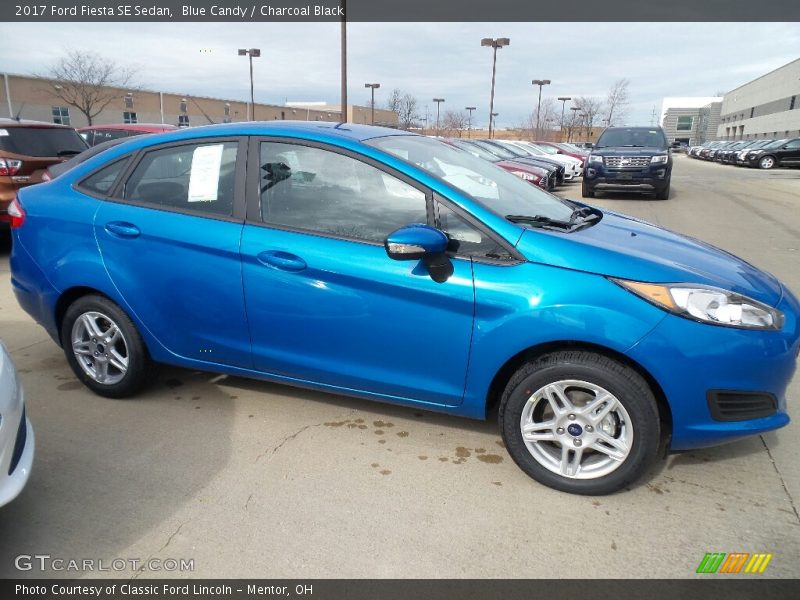 Blue Candy / Charcoal Black 2017 Ford Fiesta SE Sedan