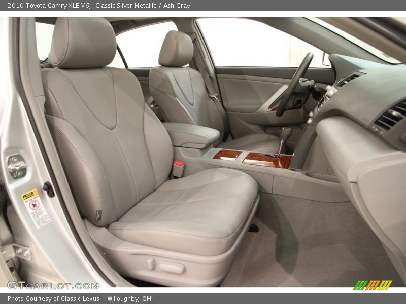 Classic Silver Metallic / Ash Gray 2010 Toyota Camry XLE V6