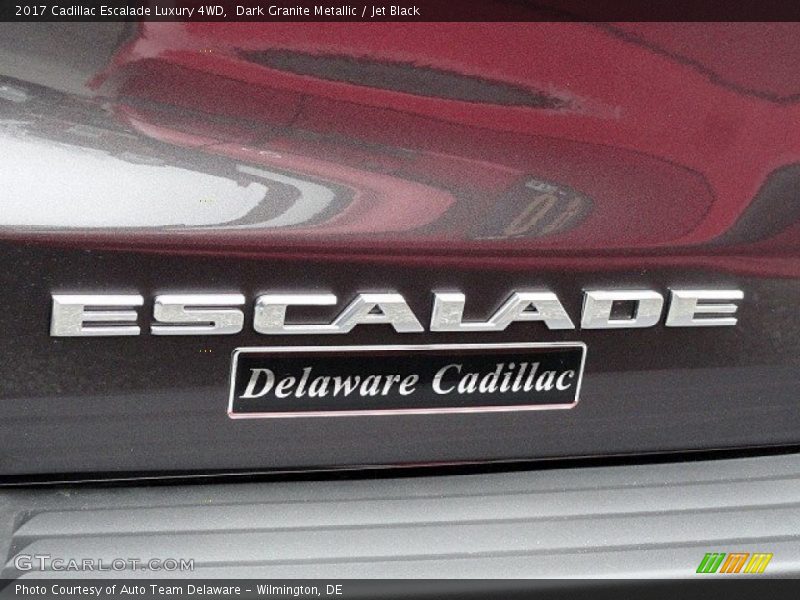 Dark Granite Metallic / Jet Black 2017 Cadillac Escalade Luxury 4WD