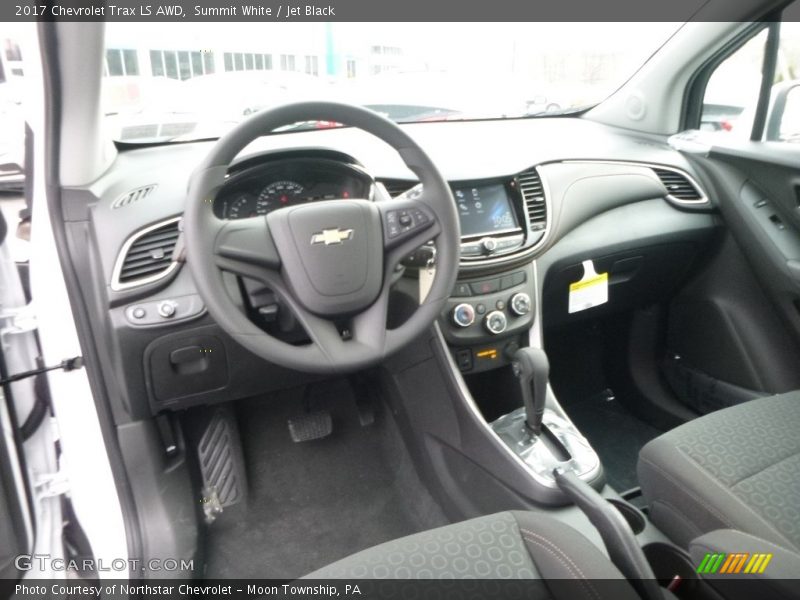 Summit White / Jet Black 2017 Chevrolet Trax LS AWD