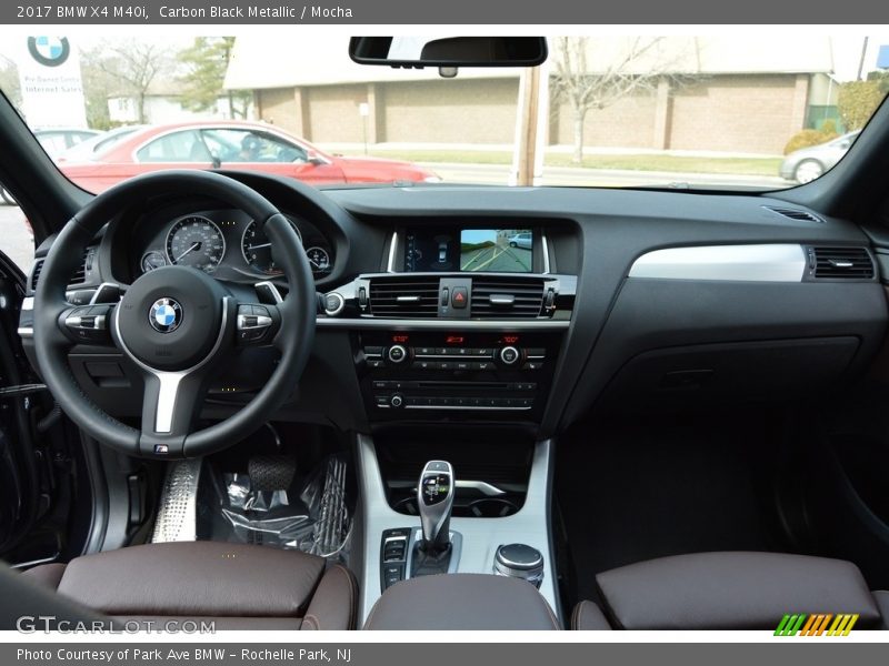 Dashboard of 2017 X4 M40i