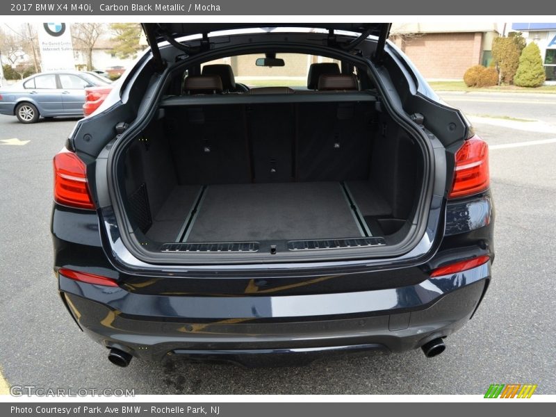  2017 X4 M40i Trunk