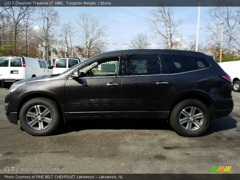 Tungsten Metallic / Ebony 2017 Chevrolet Traverse LT AWD