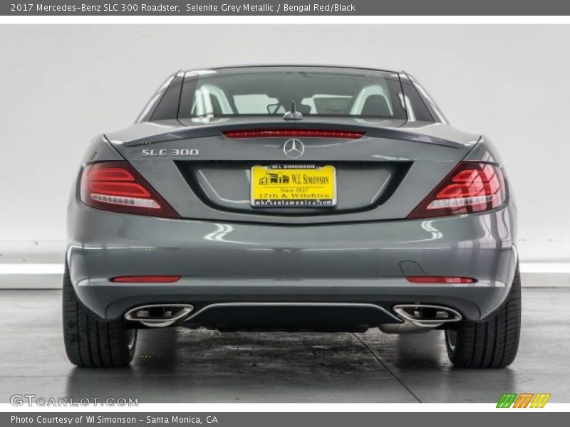 Selenite Grey Metallic / Bengal Red/Black 2017 Mercedes-Benz SLC 300 Roadster