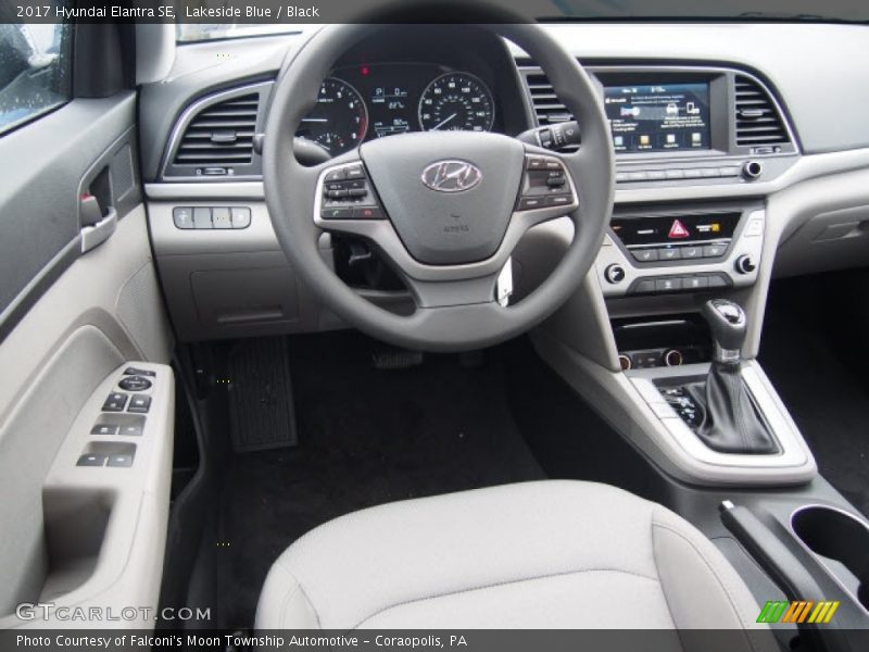 Lakeside Blue / Black 2017 Hyundai Elantra SE