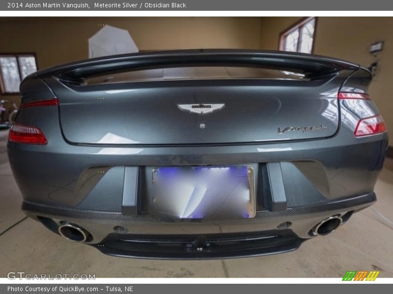 Meteorite Silver / Obsidian Black 2014 Aston Martin Vanquish