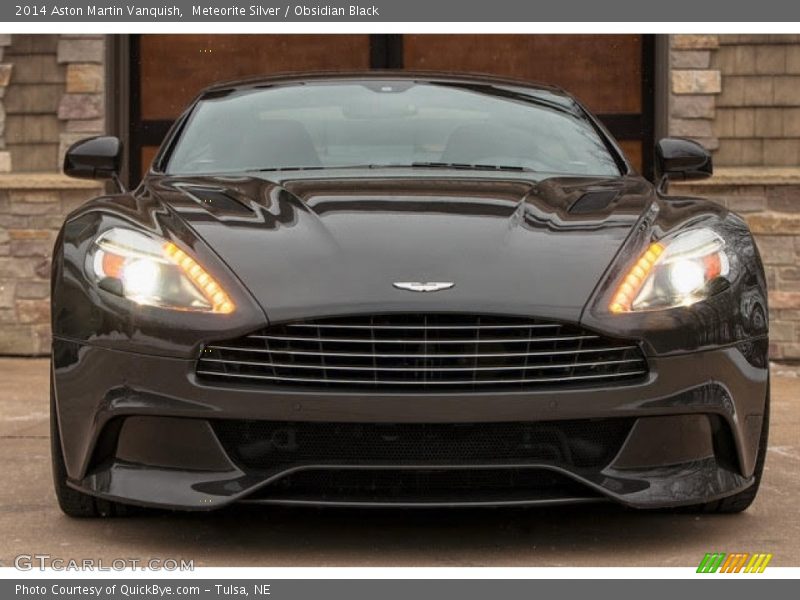 Meteorite Silver / Obsidian Black 2014 Aston Martin Vanquish