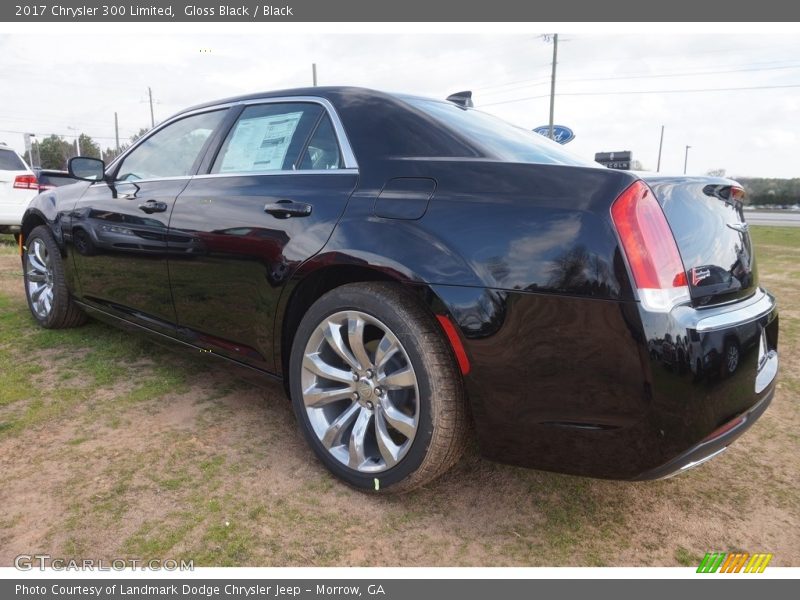 Gloss Black / Black 2017 Chrysler 300 Limited