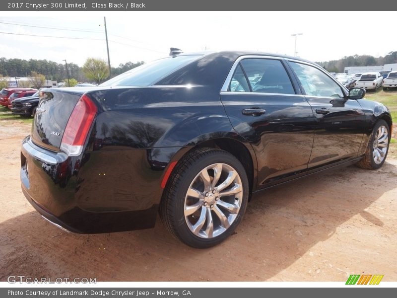 Gloss Black / Black 2017 Chrysler 300 Limited