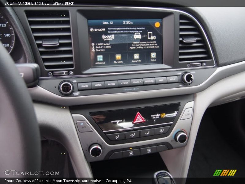 Gray / Black 2017 Hyundai Elantra SE
