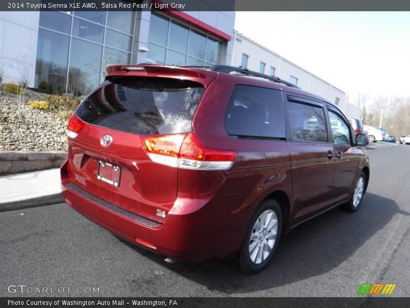 Salsa Red Pearl / Light Gray 2014 Toyota Sienna XLE AWD
