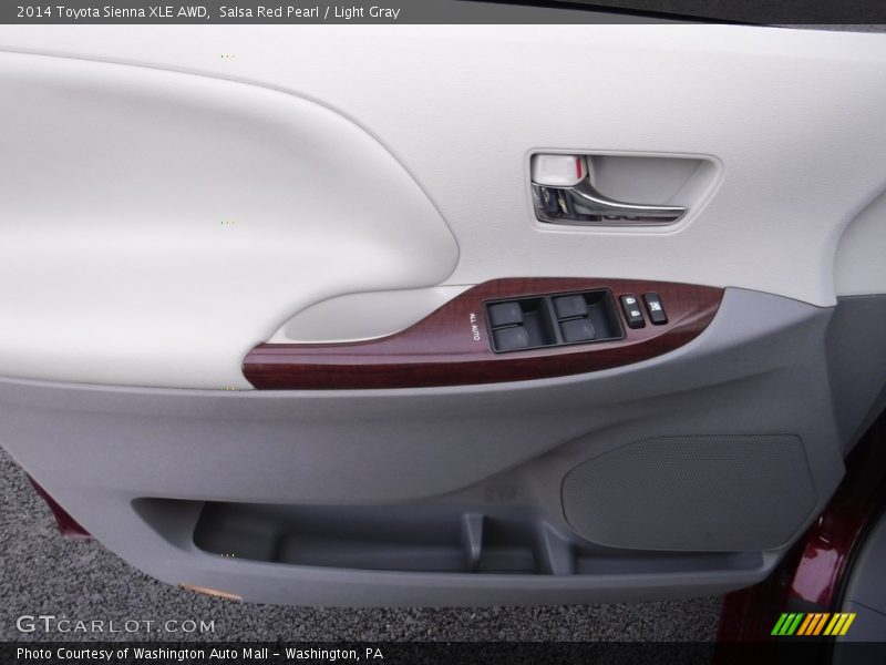 Salsa Red Pearl / Light Gray 2014 Toyota Sienna XLE AWD