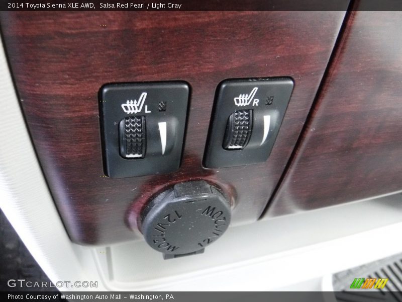Salsa Red Pearl / Light Gray 2014 Toyota Sienna XLE AWD