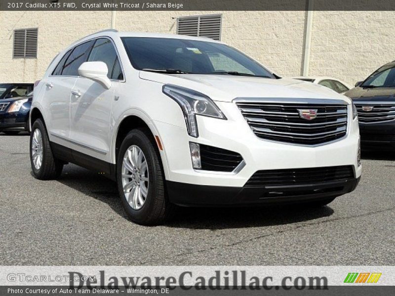 Crystal White Tricoat / Sahara Beige 2017 Cadillac XT5 FWD
