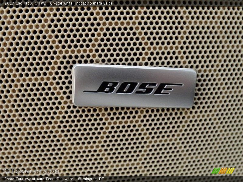Crystal White Tricoat / Sahara Beige 2017 Cadillac XT5 FWD