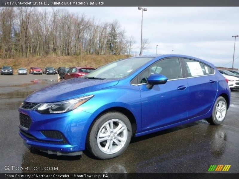 Kinetic Blue Metallic / Jet Black 2017 Chevrolet Cruze LT